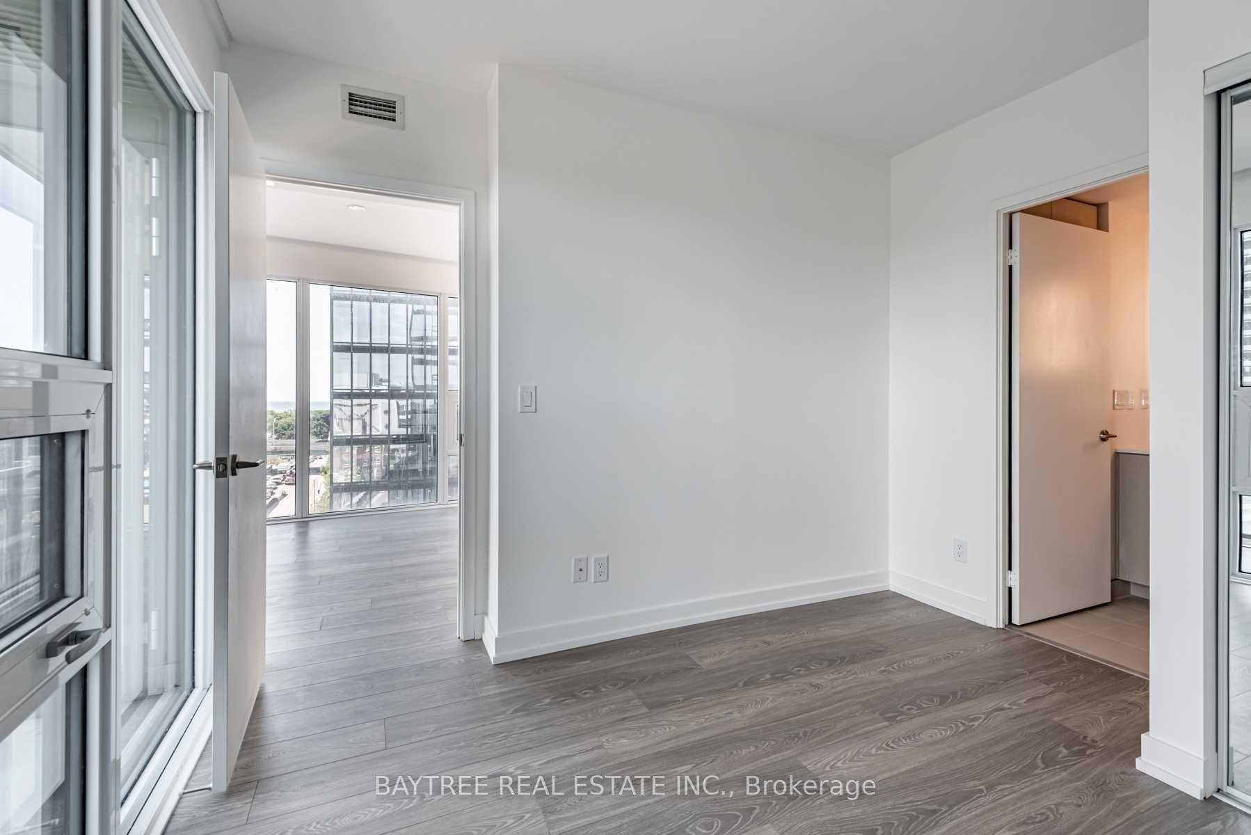 Photo 13 of Unit 906, 19 Western Battery Road, Toronto, Niagara — HOMEH