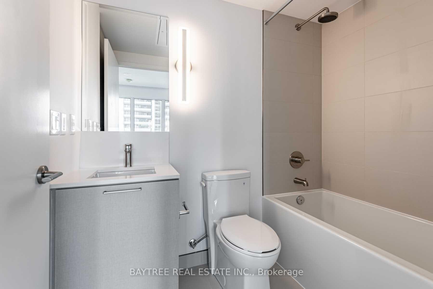 Photo 15 of Unit 906, 19 Western Battery Road, Toronto, Niagara — HOMEH