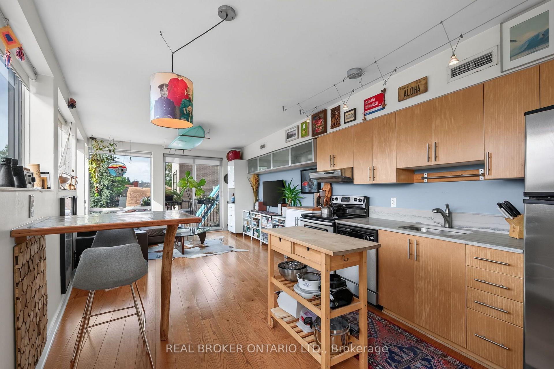 Photo 6 of Unit 305, 1014 Bank Street, Ottawa, Glebe — HOMEH