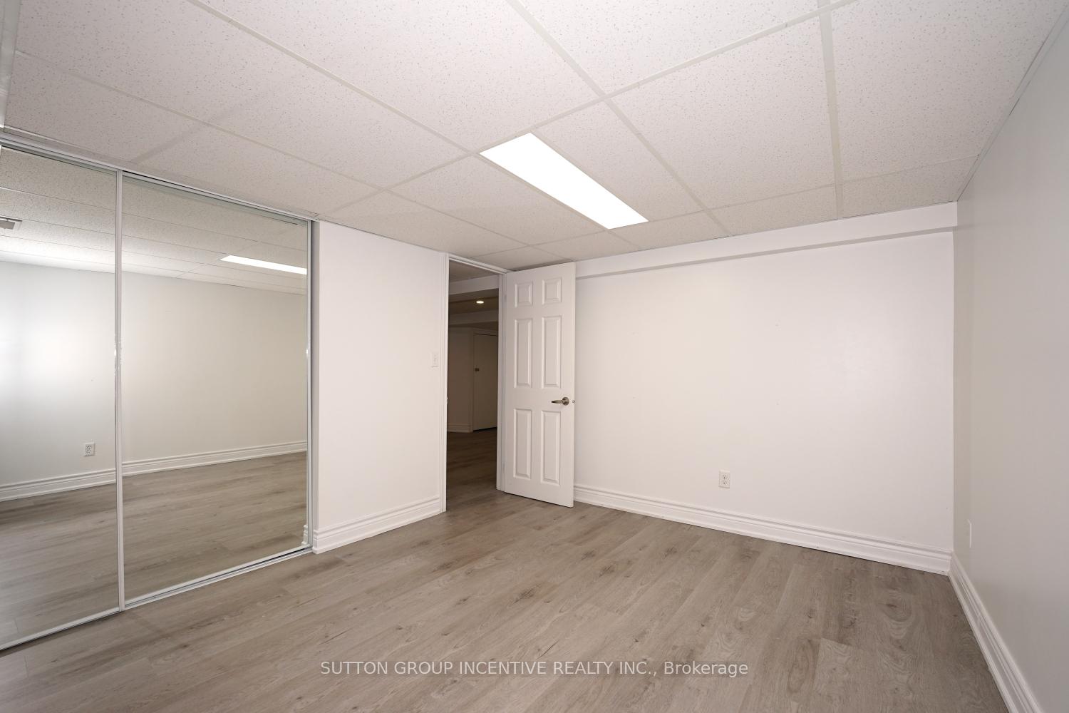 Photo 23 of 7 Huron Street, Barrie, North Shore — HOMEH