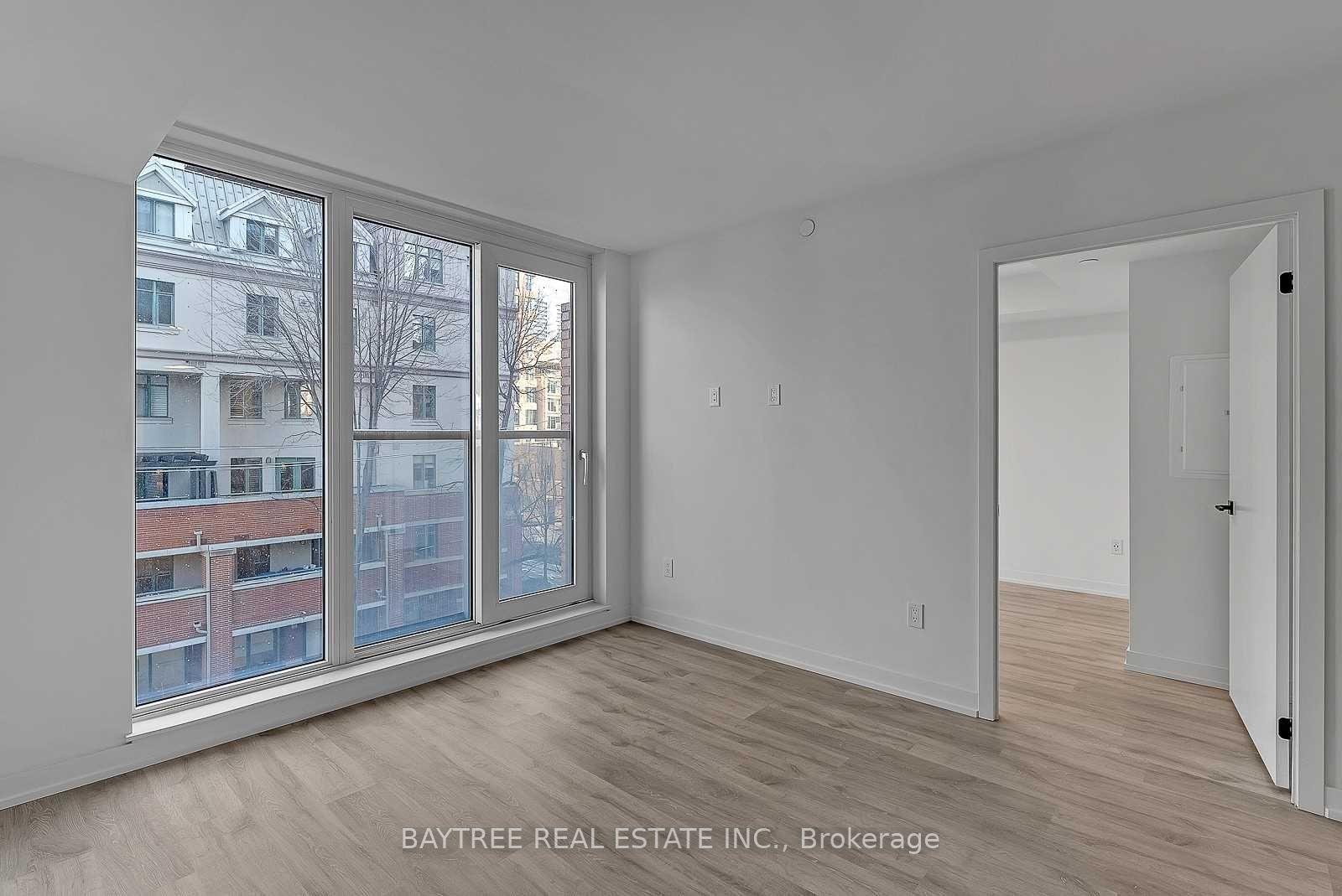 Photo 7 of Unit 303, 2 Augusta Avenue, Toronto, Waterfront Communities — HOMEH