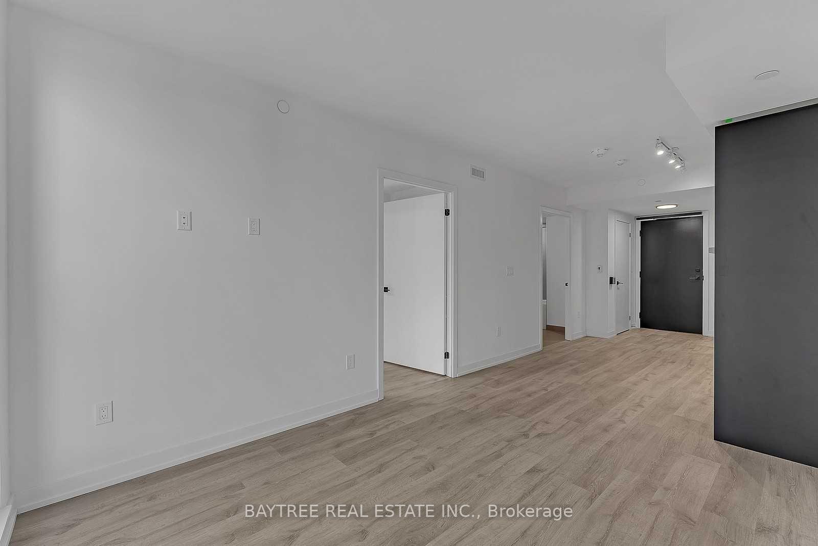 Photo 8 of Unit 303, 2 Augusta Avenue, Toronto, Waterfront Communities — HOMEH