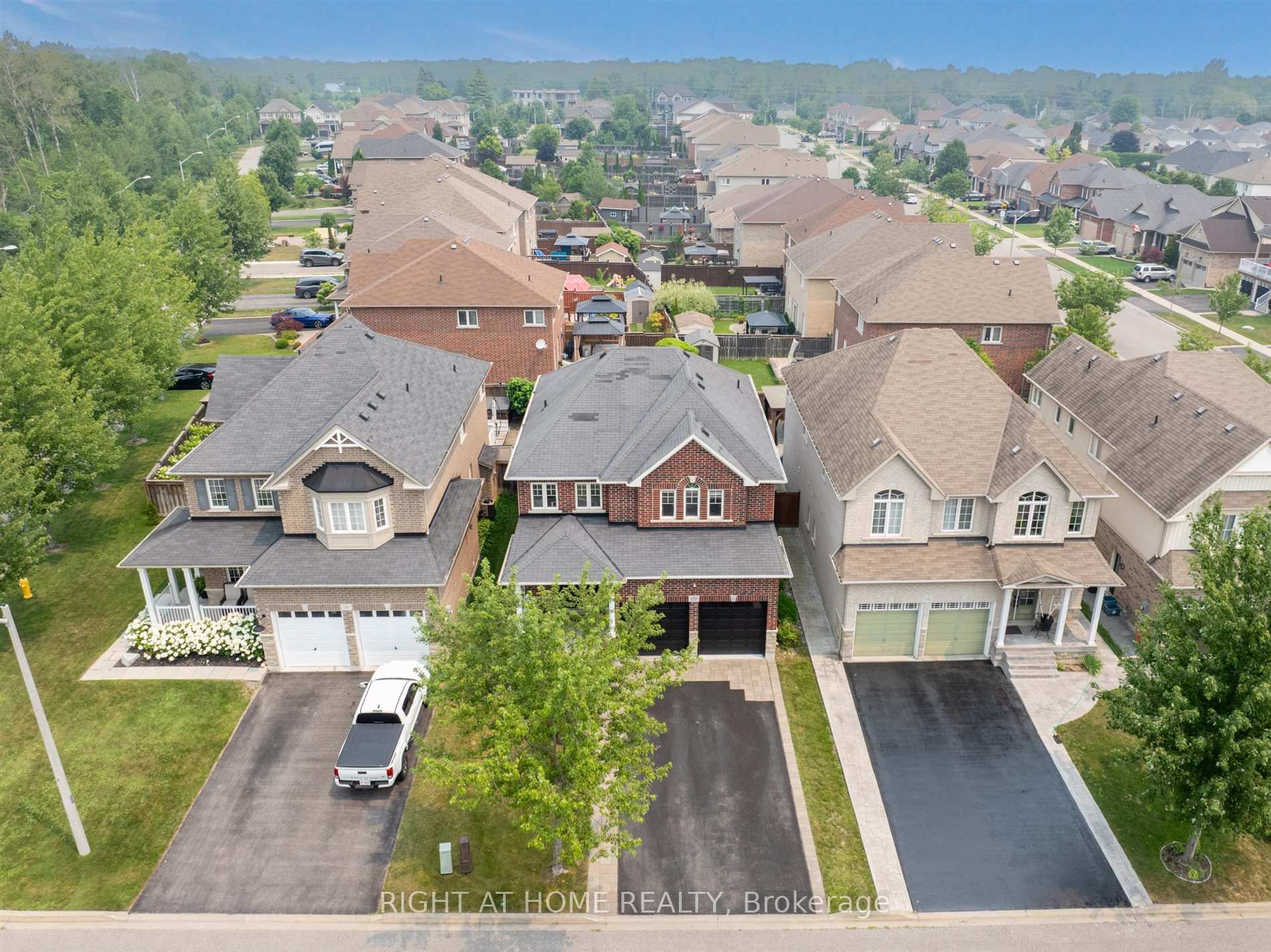 Photo 47 of 1259 Aldsworth Crescent, Oshawa, Eastdale — HOMEH