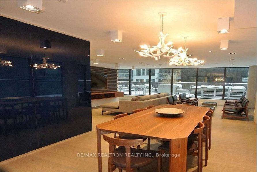 Photo 12 of Unit 410, 111 Bathurst Street, Toronto, Waterfront Communities — HOMEH