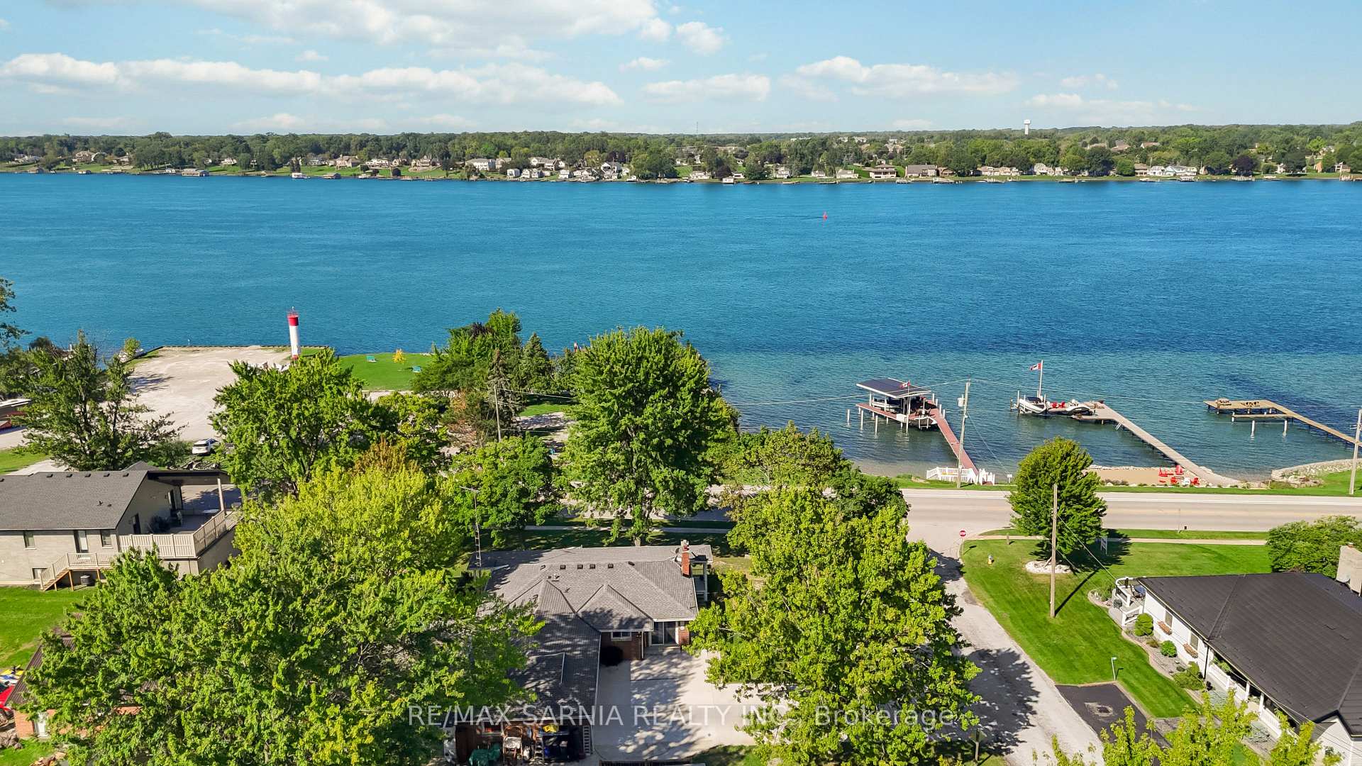 Photo 8 of 1186 St. Clair Parkway, St. Clair — HOMEH