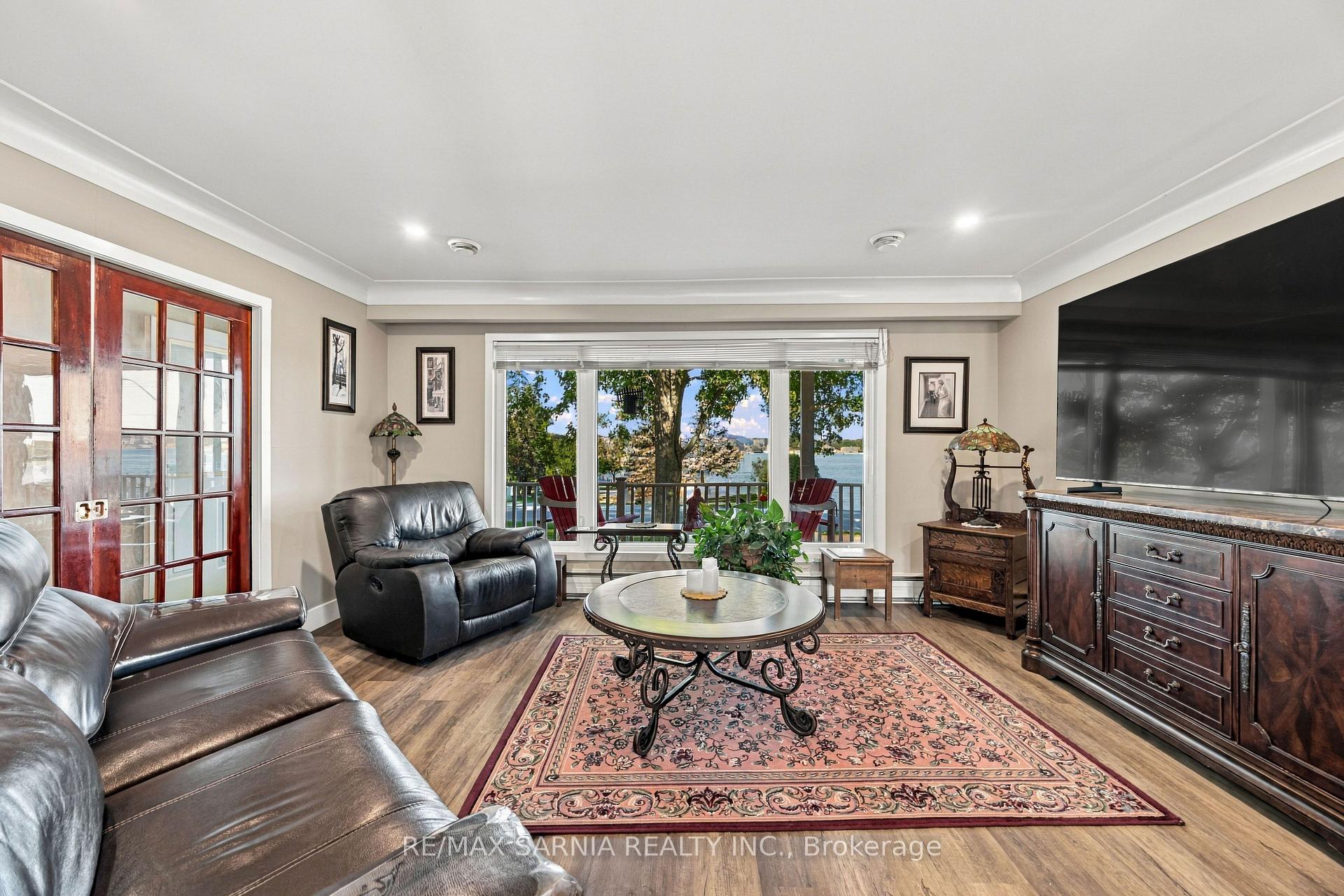 Photo 11 of 1186 St. Clair Parkway, St. Clair — HOMEH
