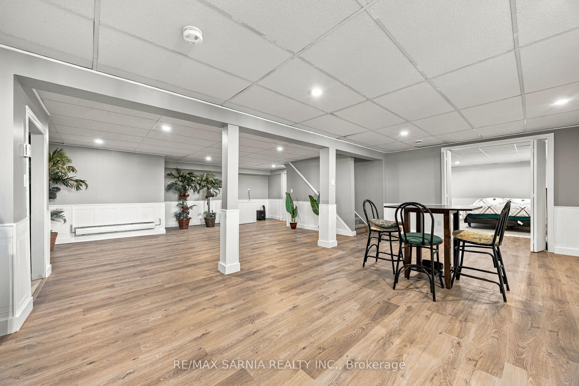 Photo 26 of 1186 St. Clair Parkway, St. Clair — HOMEH