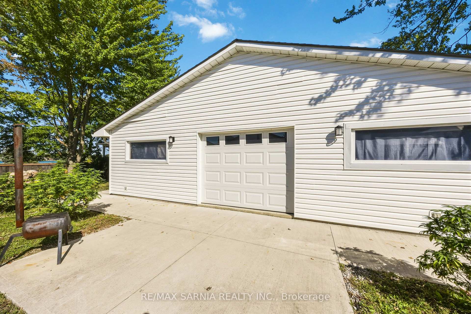 Photo 41 of 1186 St. Clair Parkway, St. Clair — HOMEH