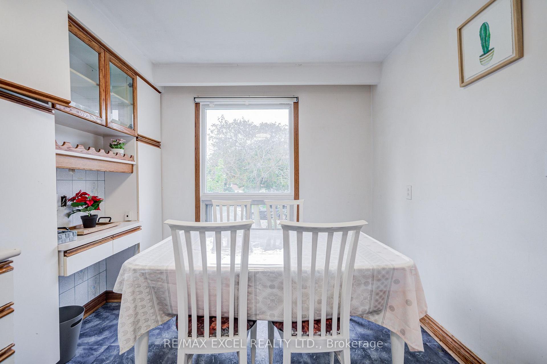 Photo 39 of 155 Edmonton Drive, North York, Pleasant View — HOMEH
