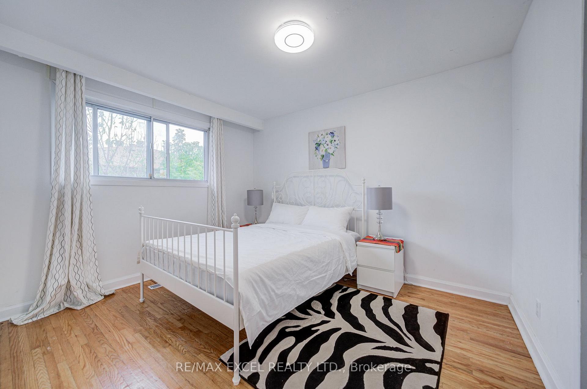 Photo 56 of 155 Edmonton Drive, North York, Pleasant View — HOMEH