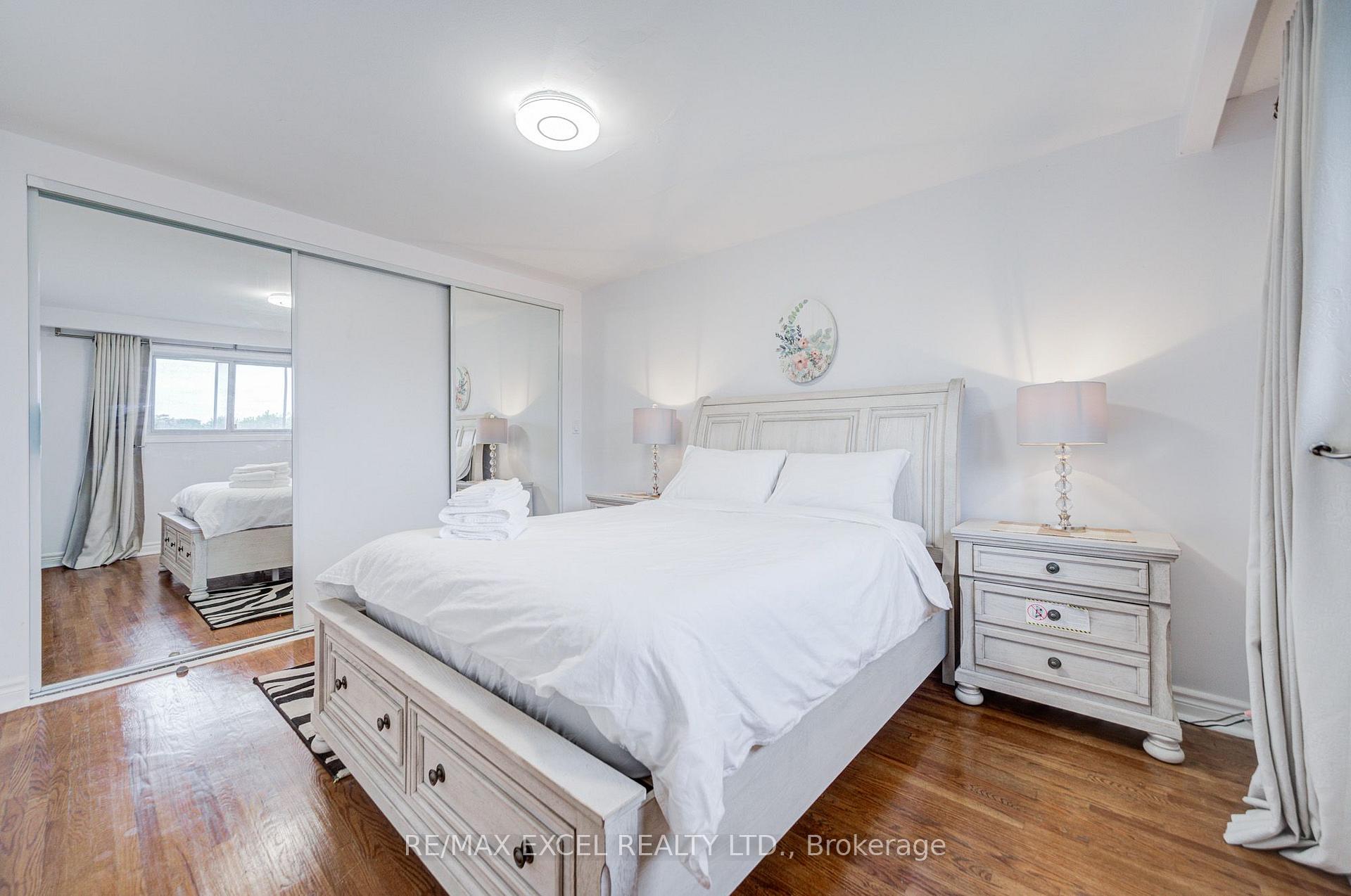 Photo 70 of 155 Edmonton Drive, North York, Pleasant View — HOMEH