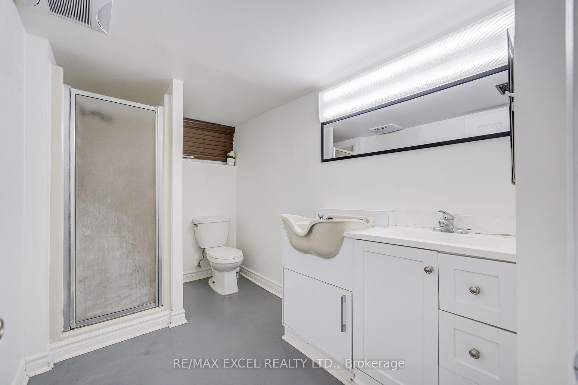 Photo 81 of 155 Edmonton Drive, North York, Pleasant View — HOMEH