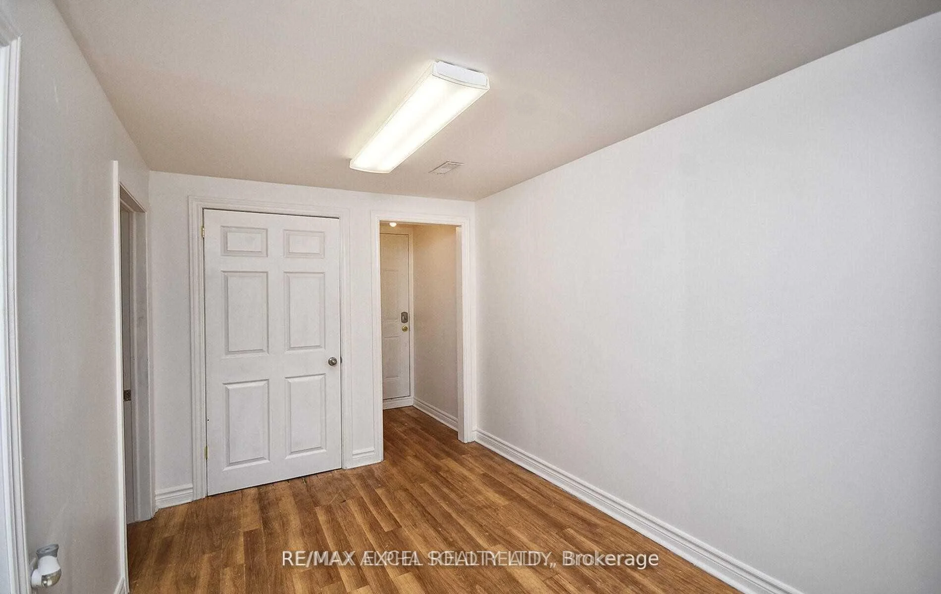 Photo 26 of 155 Edmonton Drive, North York, Pleasant View — HOMEH