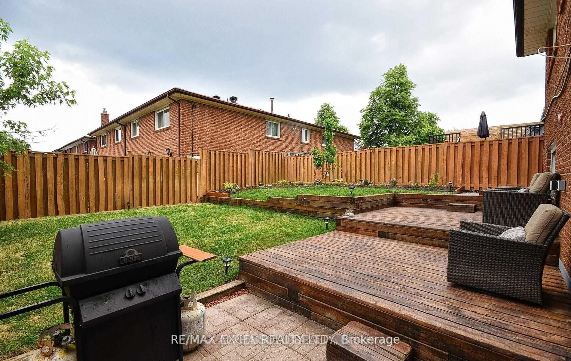 Photo 45 of 155 Edmonton Drive, North York, Pleasant View — HOMEH