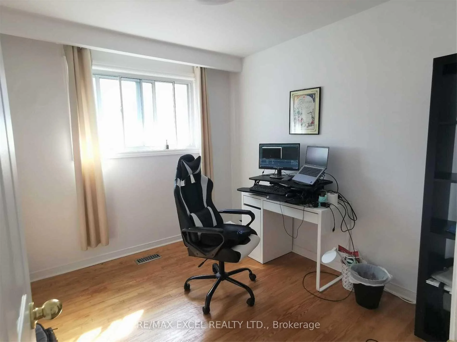 Photo 63 of 155 Edmonton Drive, North York, Pleasant View — HOMEH