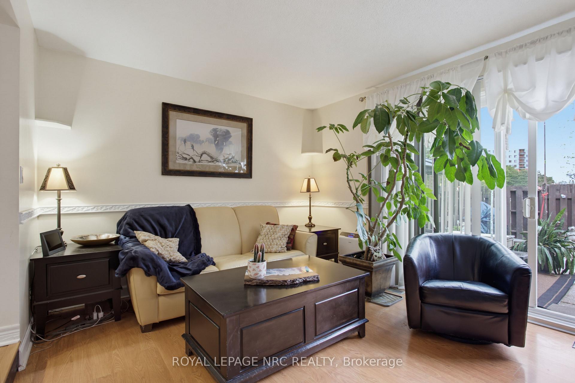 Photo 14 of Unit 8, 50 Lakeshore Road, St. Catharines, Lakeport — HOMEH