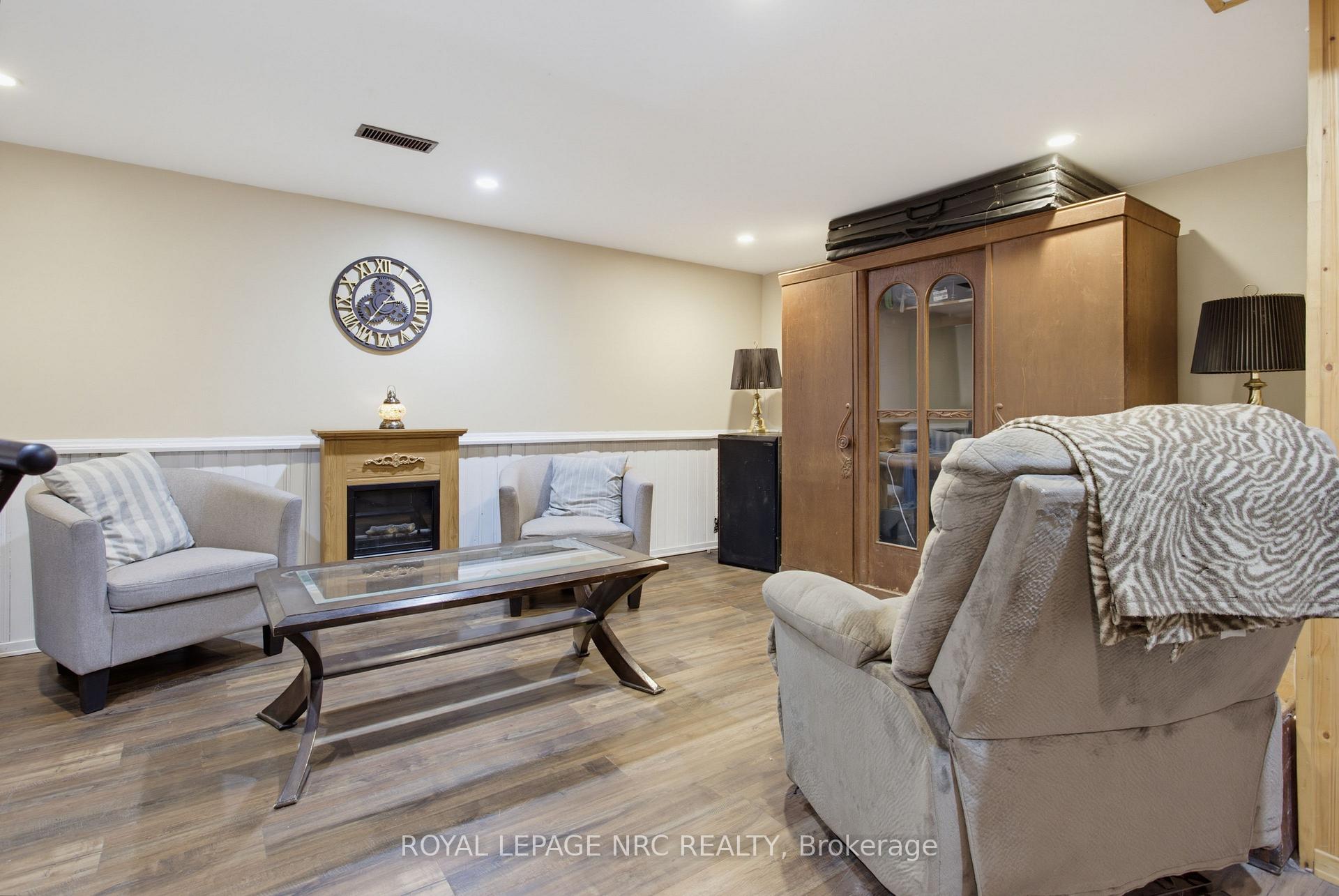 Photo 25 of Unit 8, 50 Lakeshore Road, St. Catharines, Lakeport — HOMEH