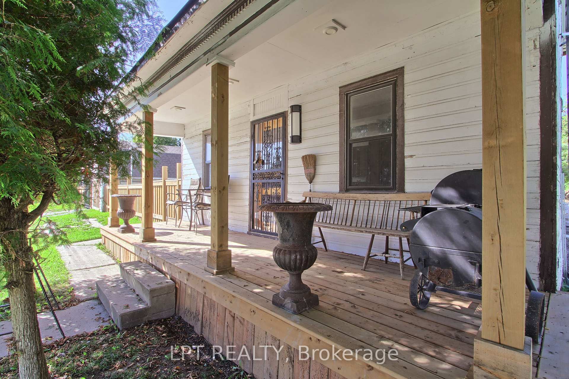 Photo 3 of 263 Glenarm Road, Kawartha Lakes, Eldon — HOMEH