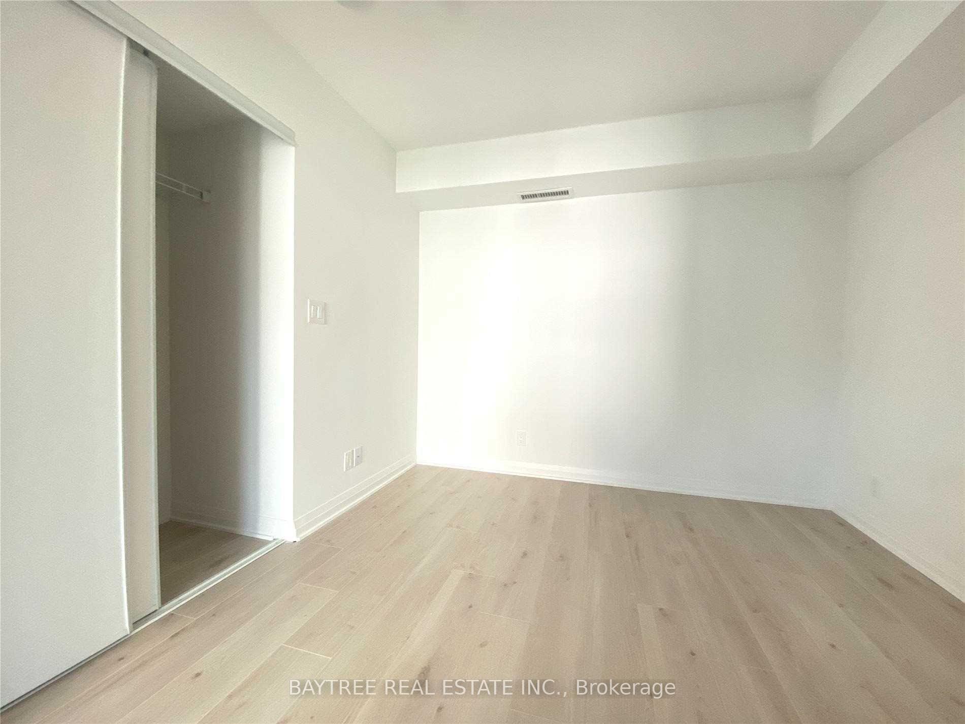 Photo 6 of Unit 707, 99 Foxbar Road, Toronto, Yonge-St. Clair — HOMEH