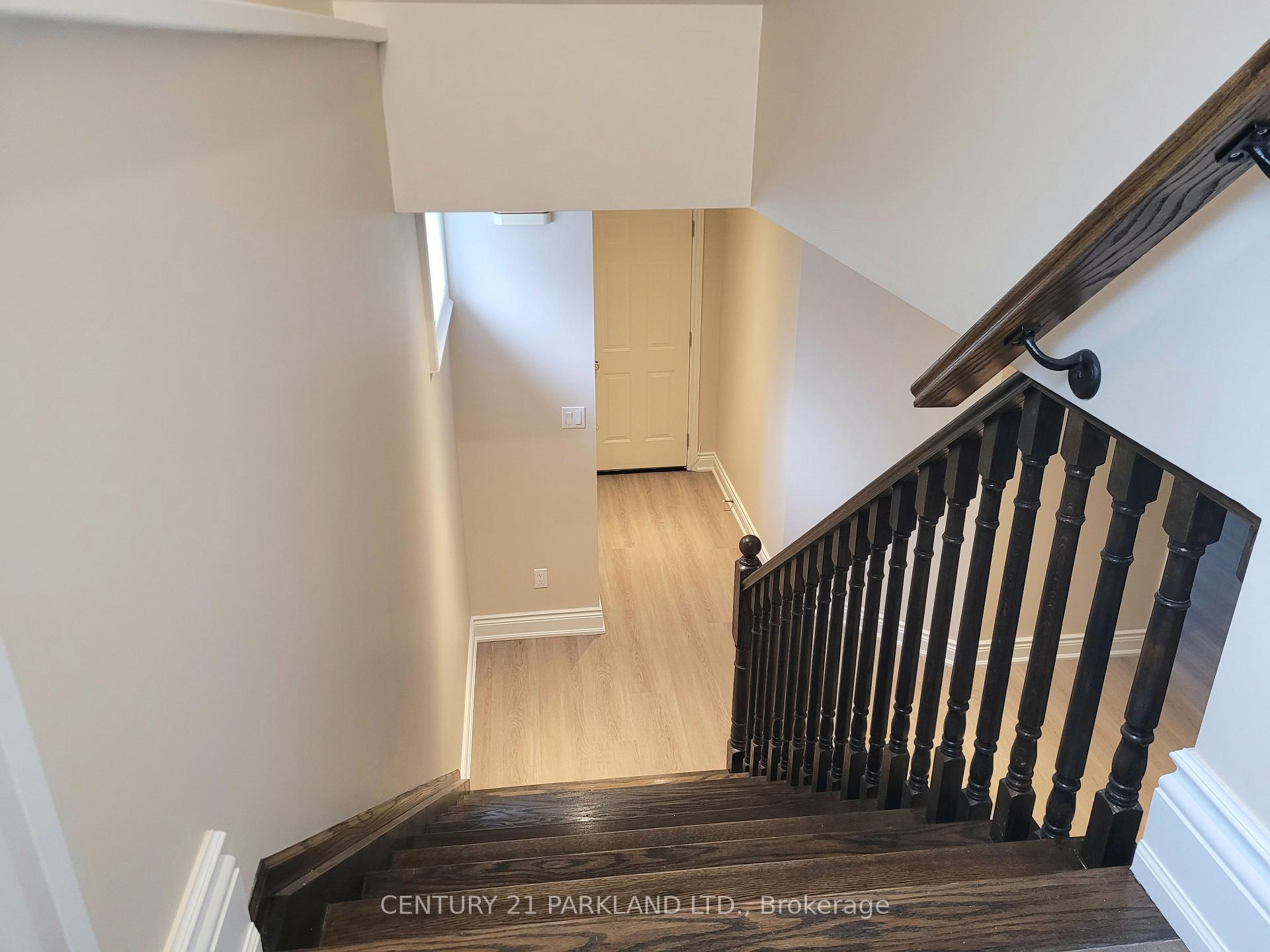 Photo 3 of 9 August Avenue, Scarborough, Oakridge — HOMEH