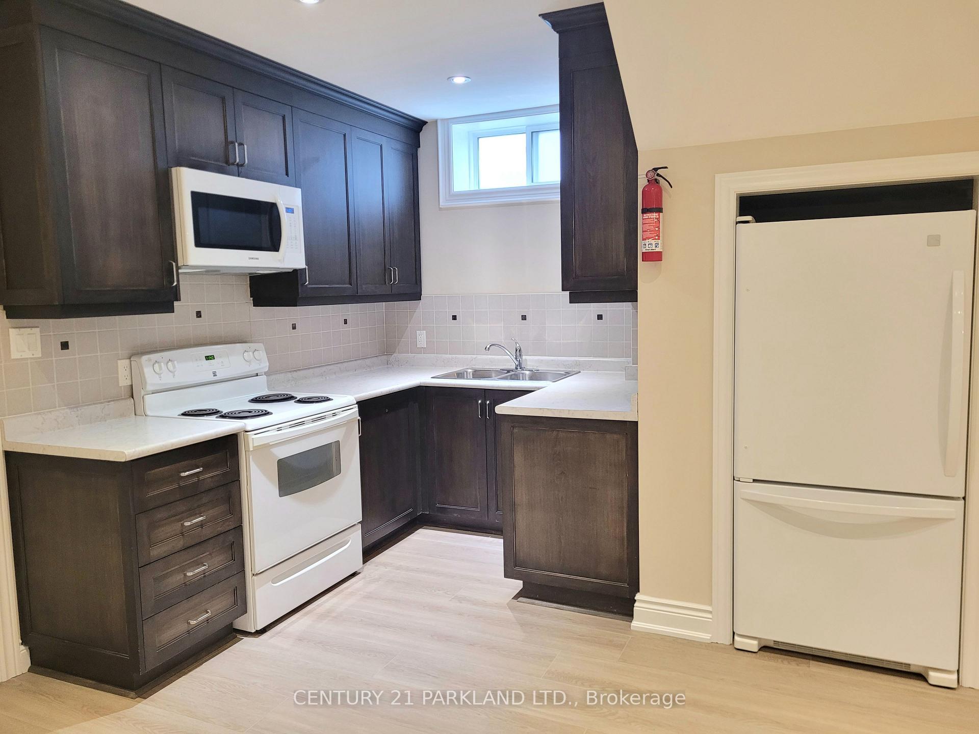 Photo 9 of 9 August Avenue, Scarborough, Oakridge — HOMEH