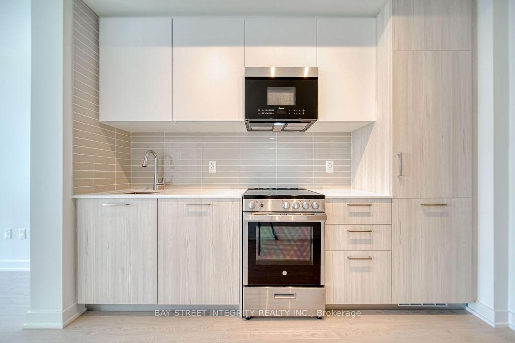 Photo 6 of Unit 3002, 65 Mutual Street, Toronto, Church-Yonge Corridor — HOMEH