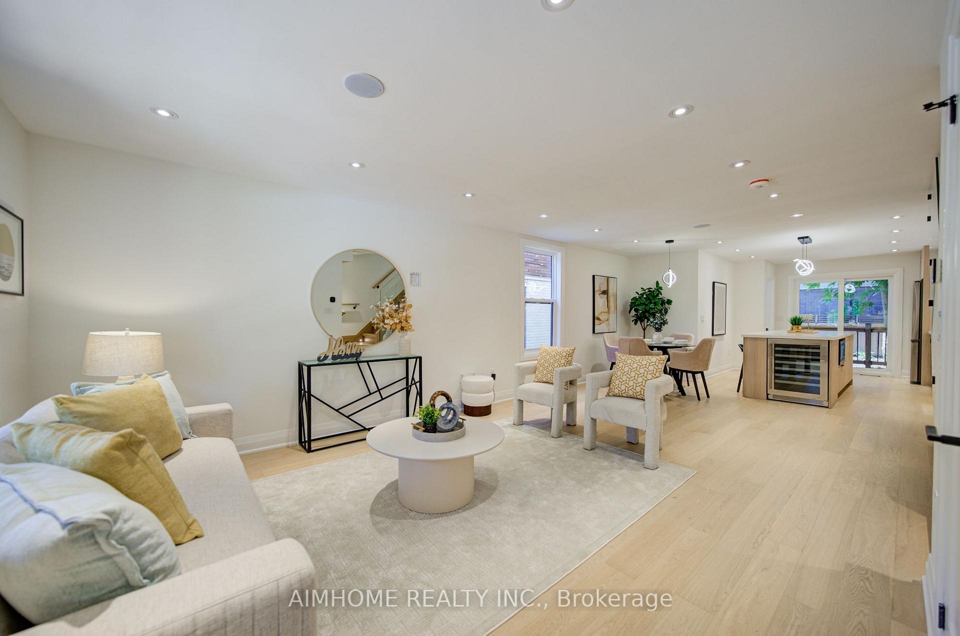 Photo 4 of 110 Bastedo Avenue, Toronto, Woodbine Corridor — HOMEH