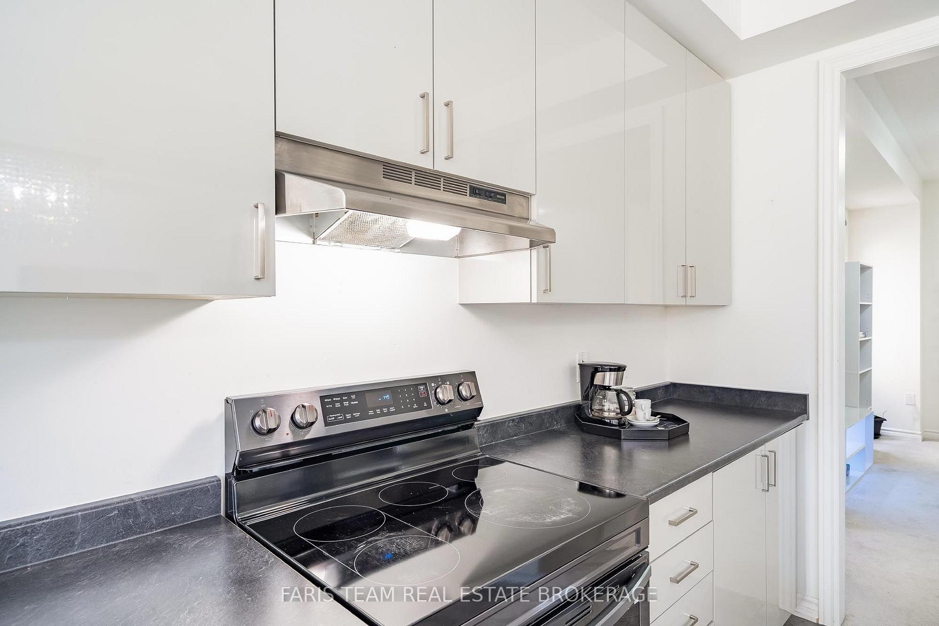 Photo 8 of 24 Sassafras Road, Springwater, Midhurst — HOMEH
