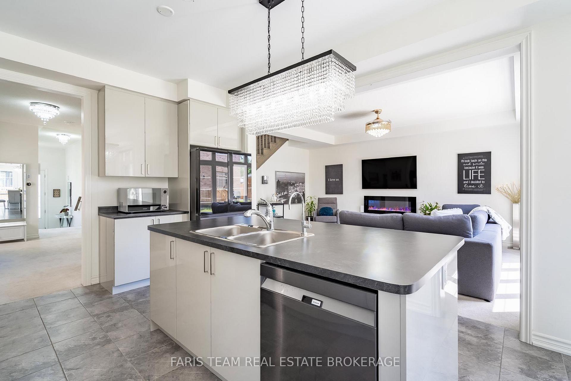 Photo 9 of 24 Sassafras Road, Springwater, Midhurst — HOMEH