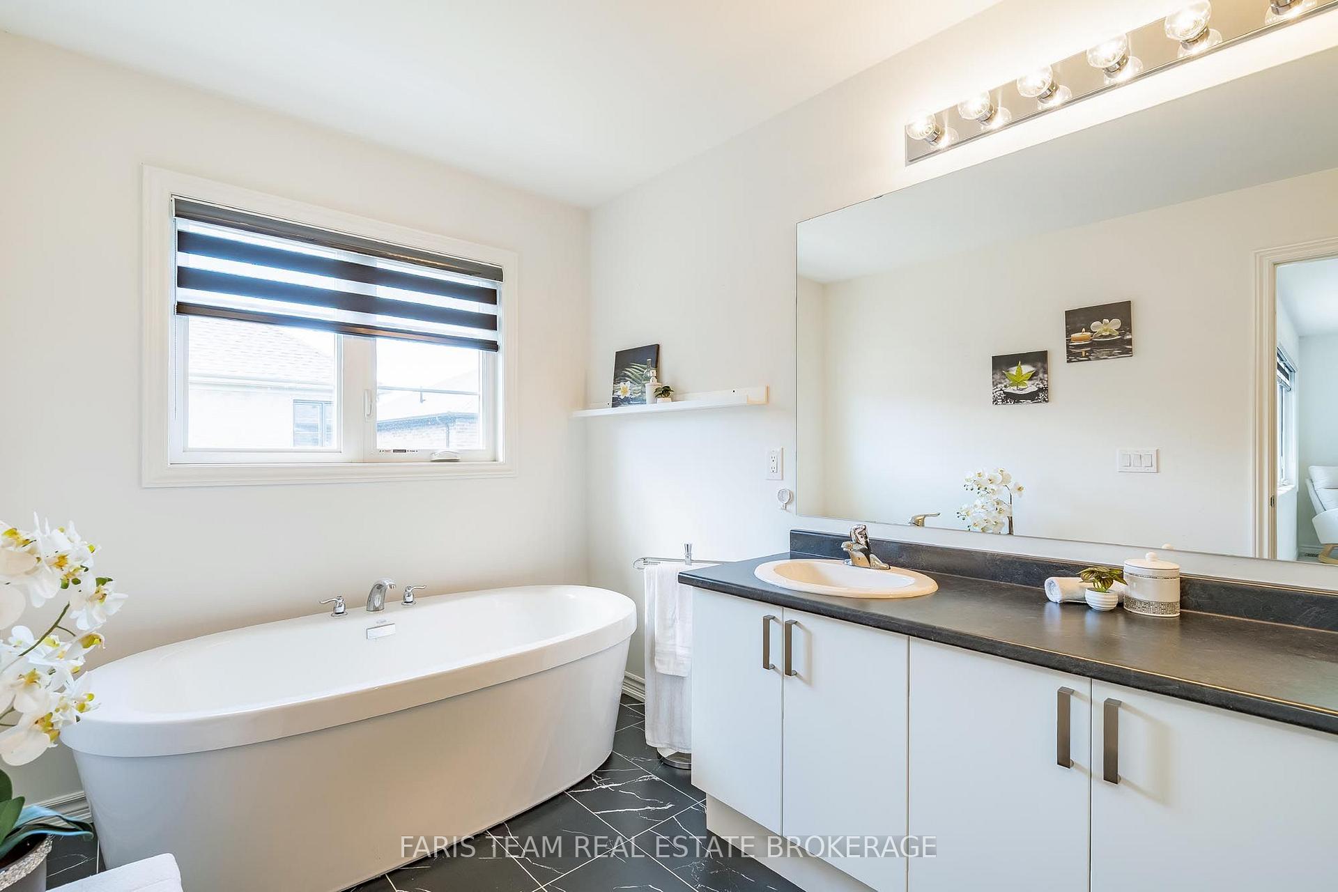 Photo 23 of 24 Sassafras Road, Springwater, Midhurst — HOMEH