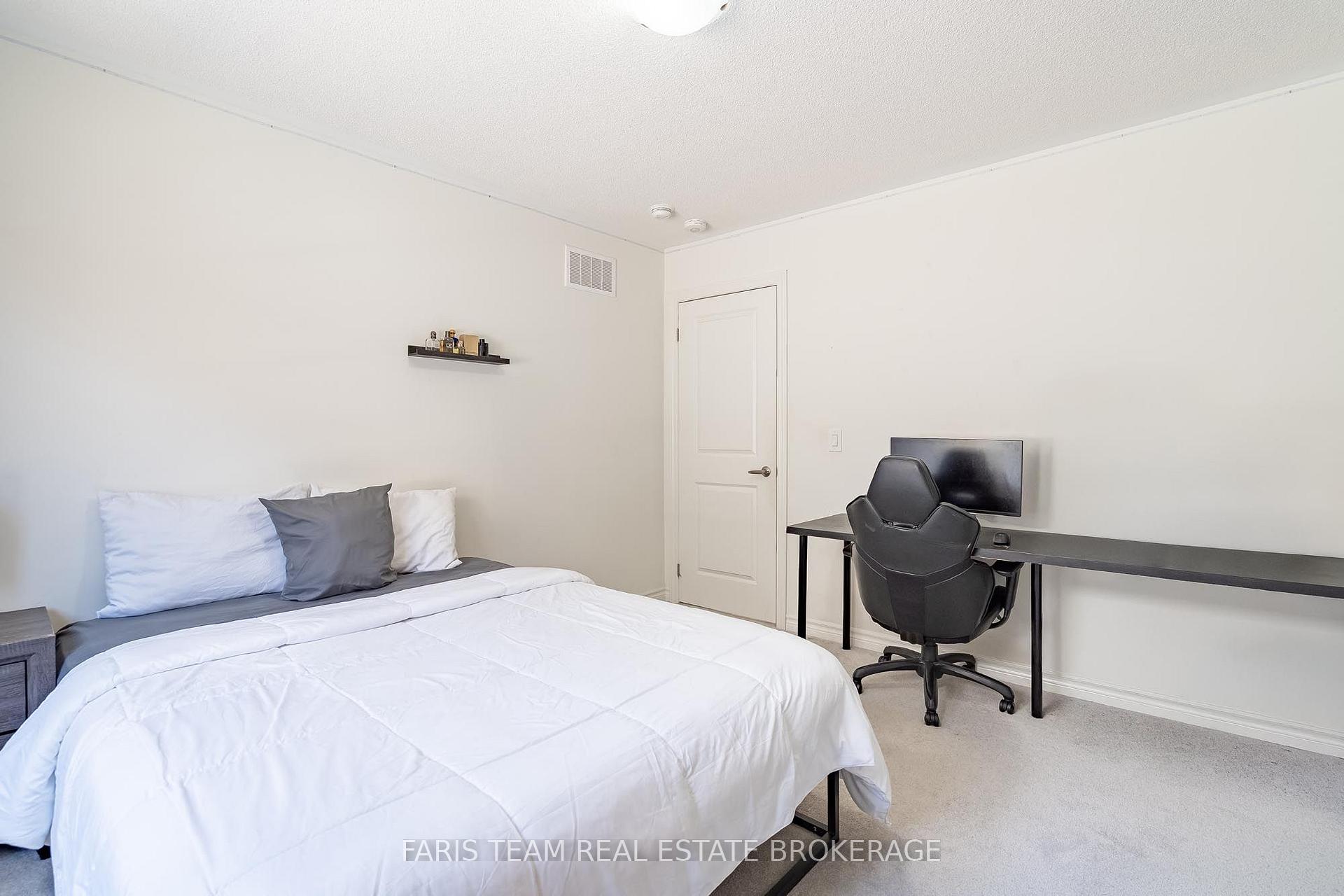 Photo 26 of 24 Sassafras Road, Springwater, Midhurst — HOMEH