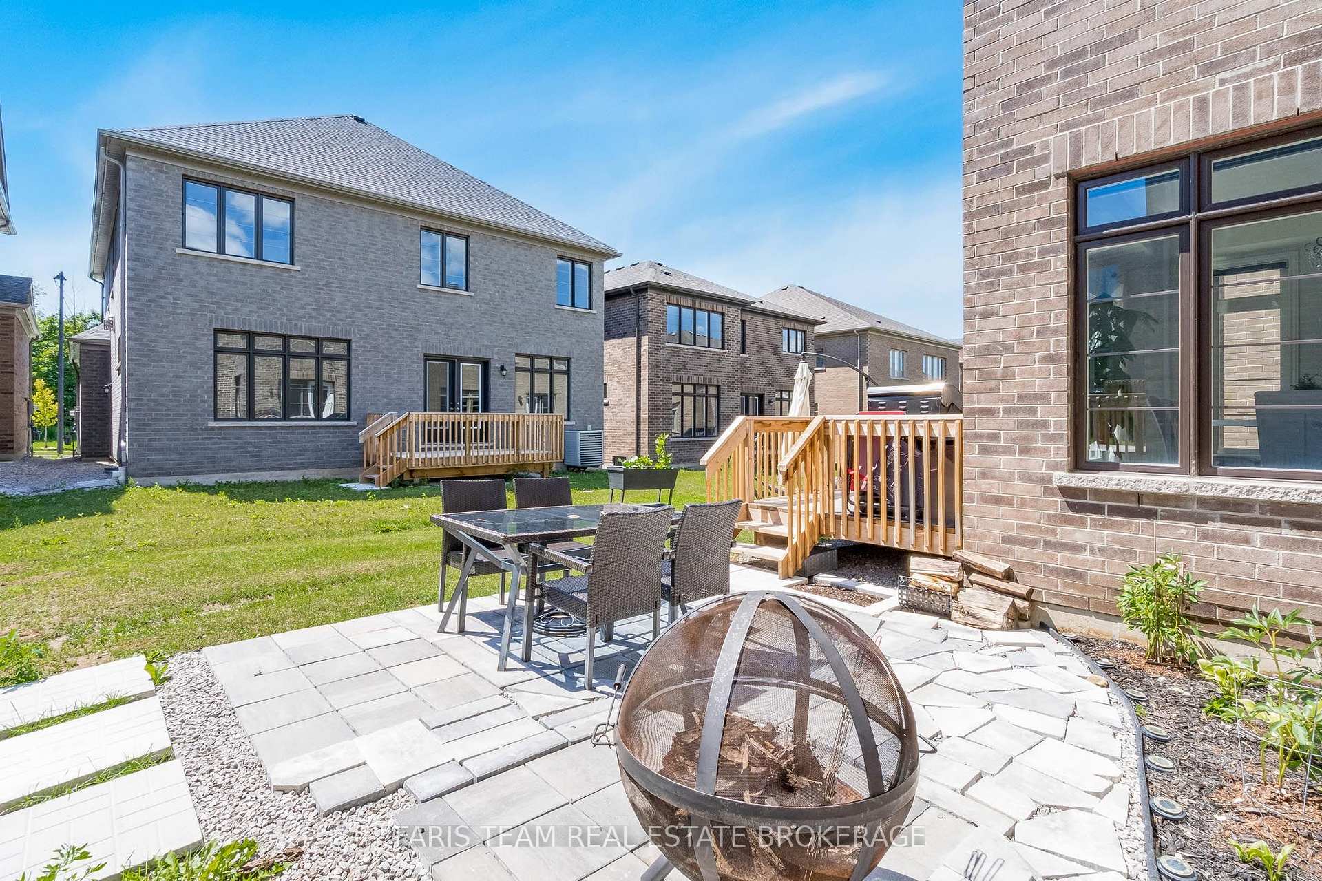 Photo 37 of 24 Sassafras Road, Springwater, Midhurst — HOMEH