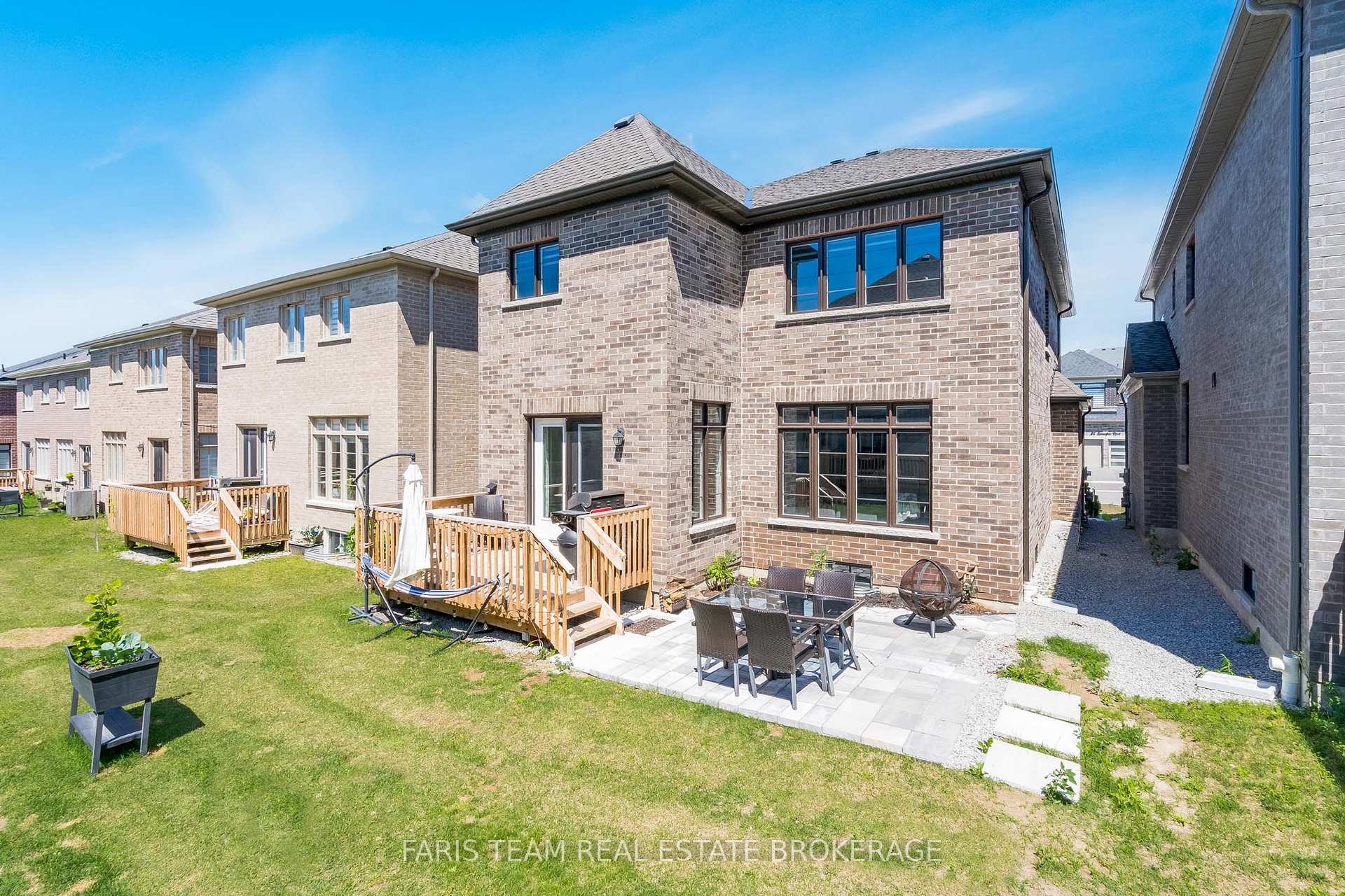 Photo 38 of 24 Sassafras Road, Springwater, Midhurst — HOMEH