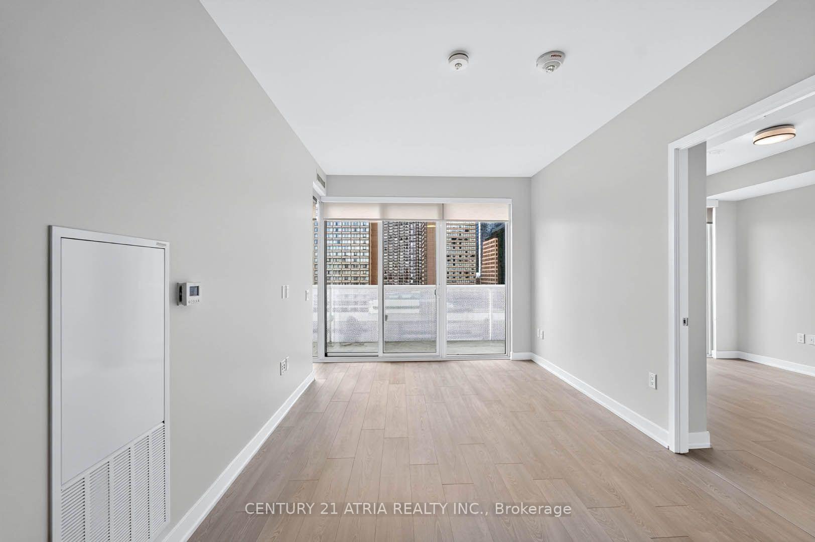Photo 9 of Unit 1108, 15 Queens Quay E, Toronto, Waterfront Communities — HOMEH