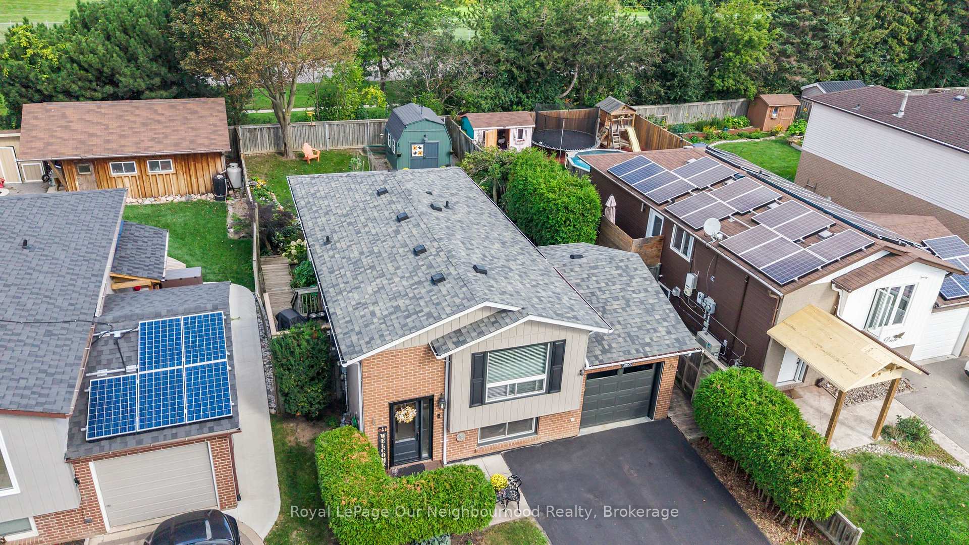 Photo 3 of 990 Renaissance Drive, Oshawa, Lakeview — HOMEH