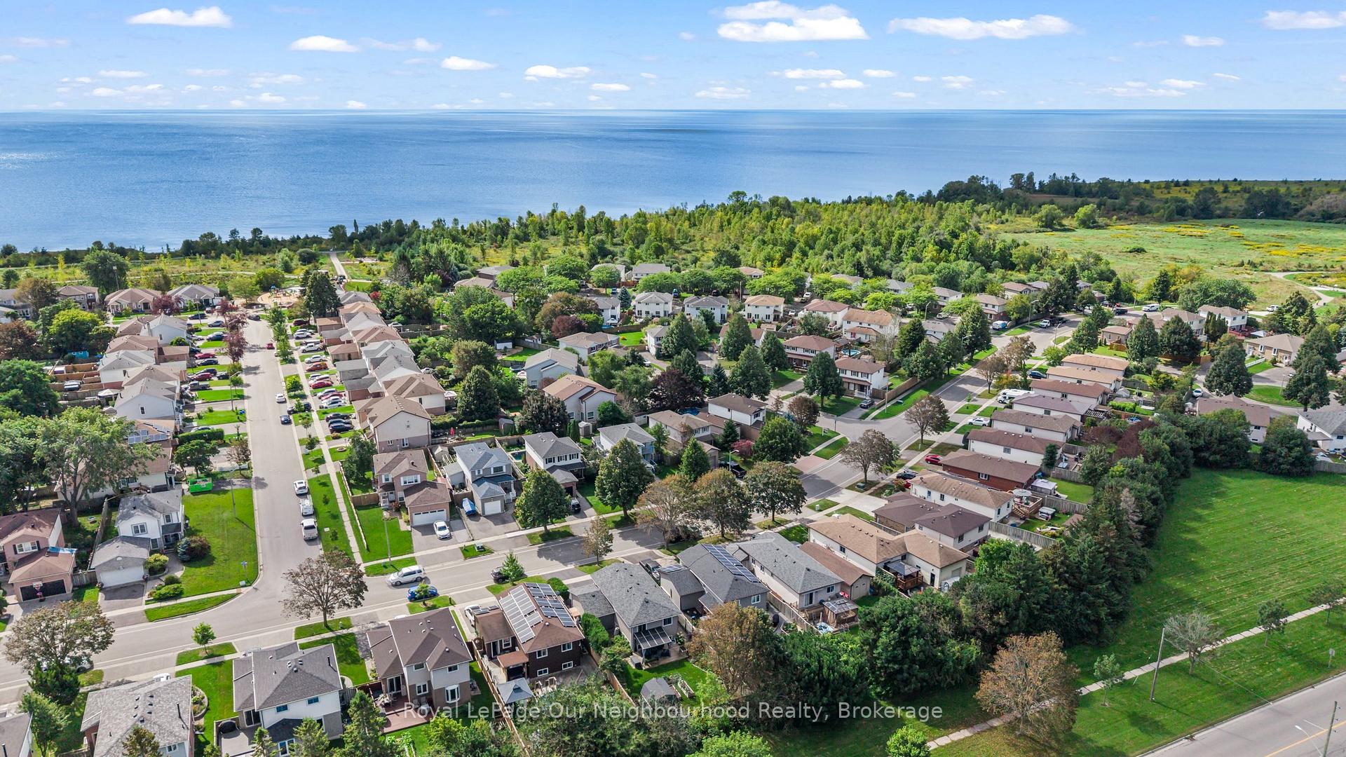 Photo 8 of 990 Renaissance Drive, Oshawa, Lakeview — HOMEH