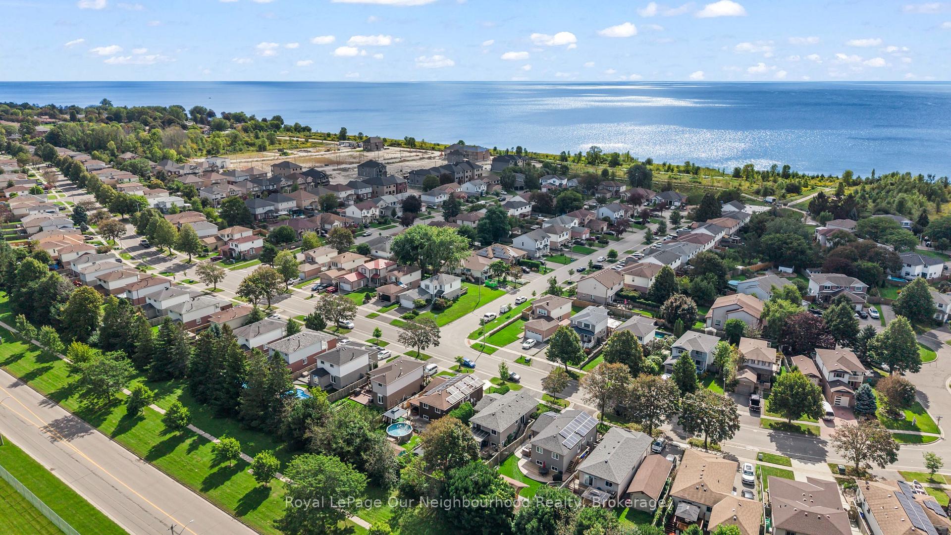 Photo 9 of 990 Renaissance Drive, Oshawa, Lakeview — HOMEH