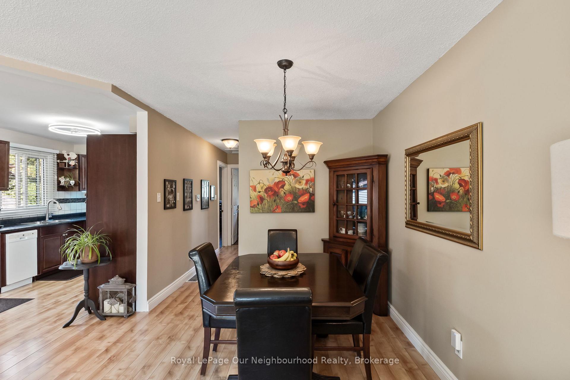 Photo 17 of 990 Renaissance Drive, Oshawa, Lakeview — HOMEH