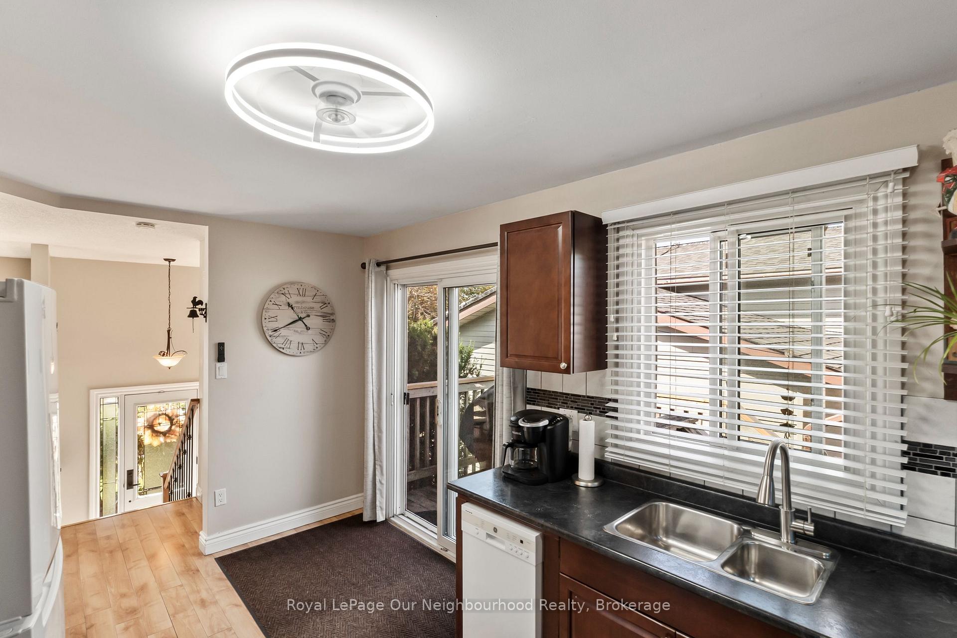 Photo 23 of 990 Renaissance Drive, Oshawa, Lakeview — HOMEH