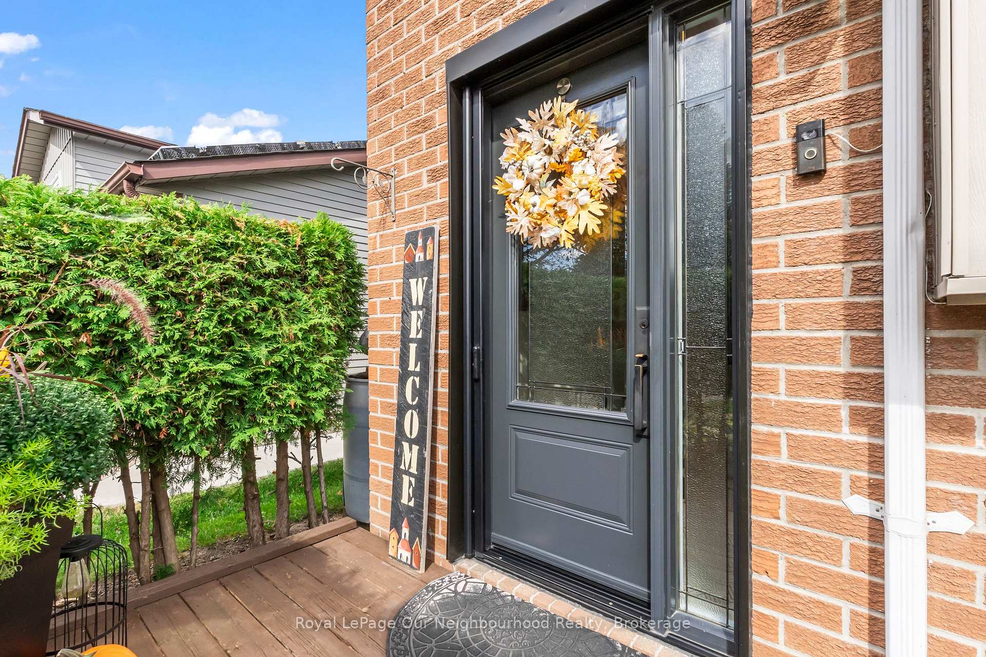 Photo 39 of 990 Renaissance Drive, Oshawa, Lakeview — HOMEH