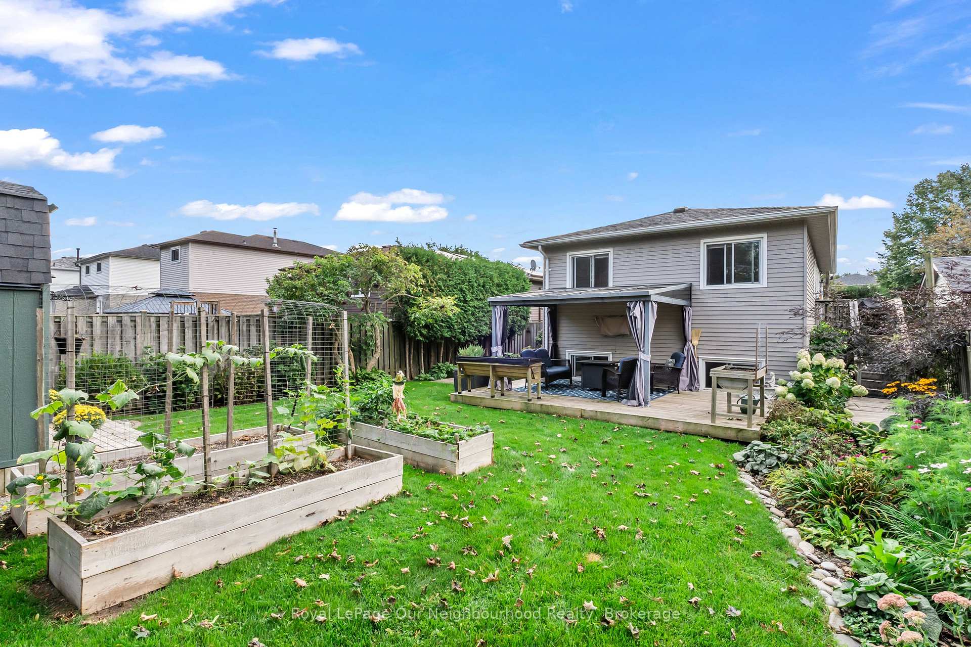 Photo 49 of 990 Renaissance Drive, Oshawa, Lakeview — HOMEH