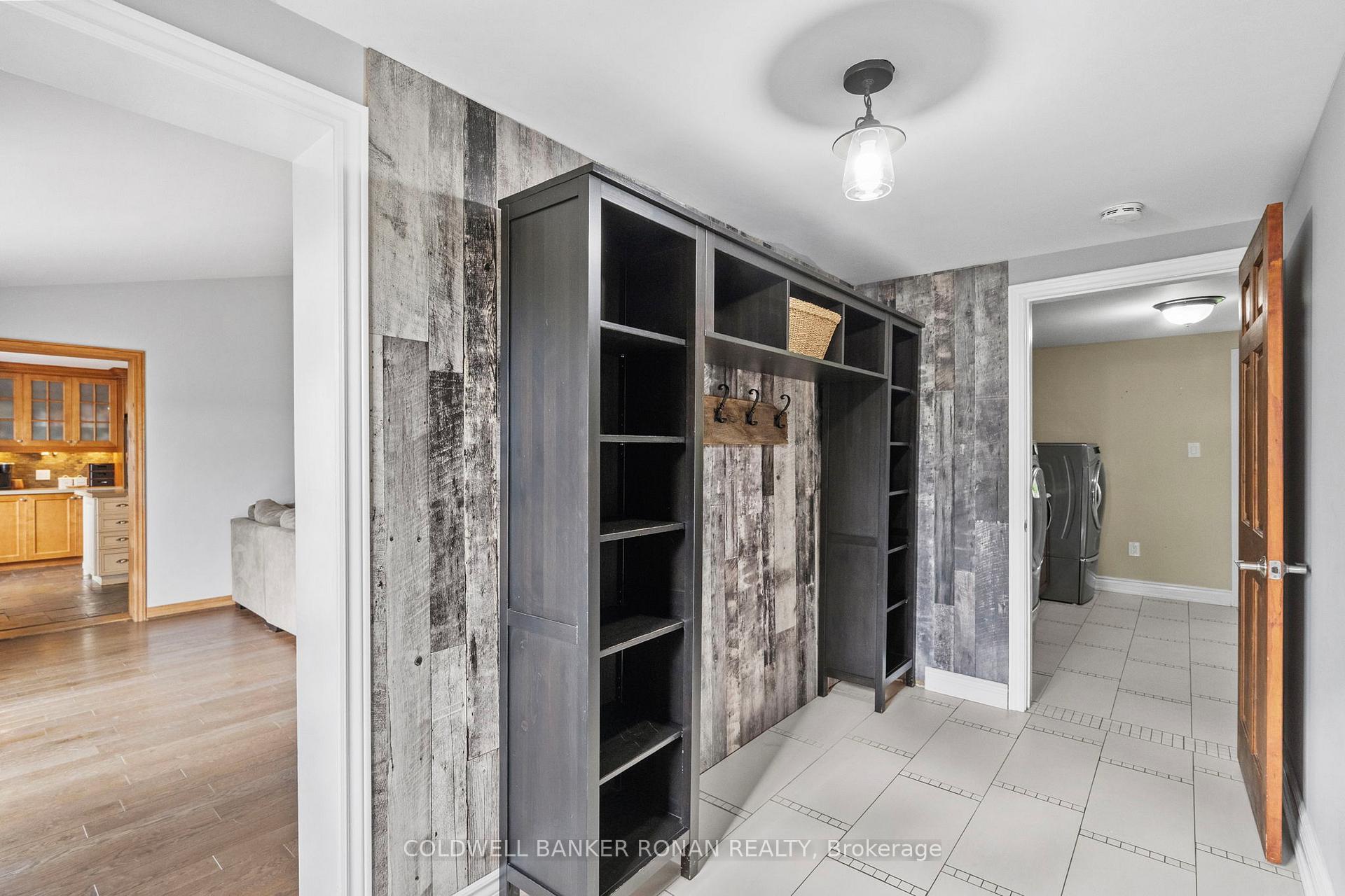 Photo 4 of 5065 10th Line, New Tecumseth, Rural New Tecumseth — HOMEH