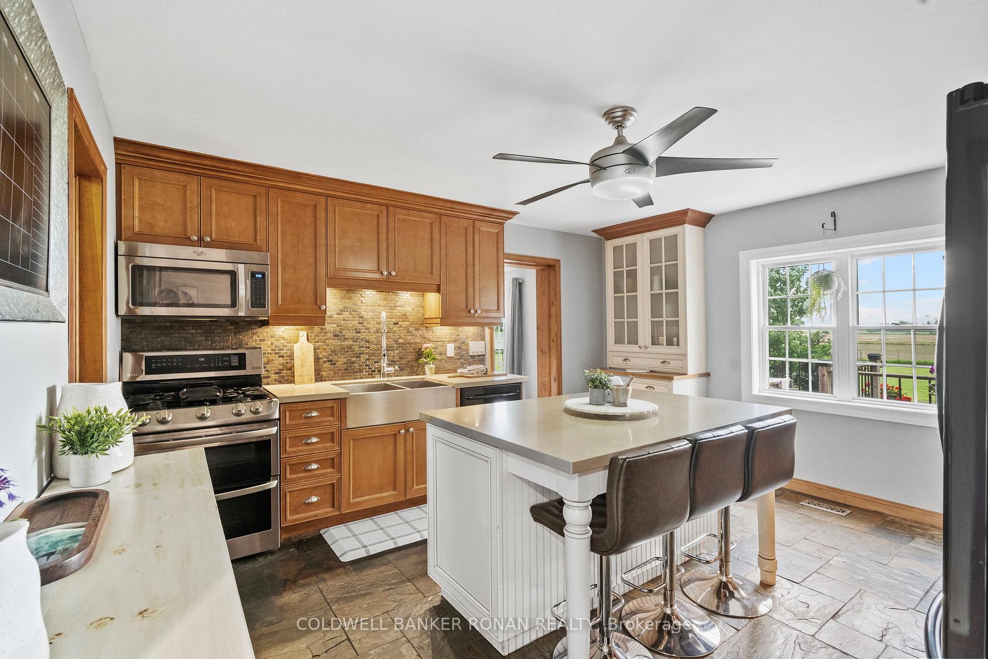 Photo 8 of 5065 10th Line, New Tecumseth, Rural New Tecumseth — HOMEH