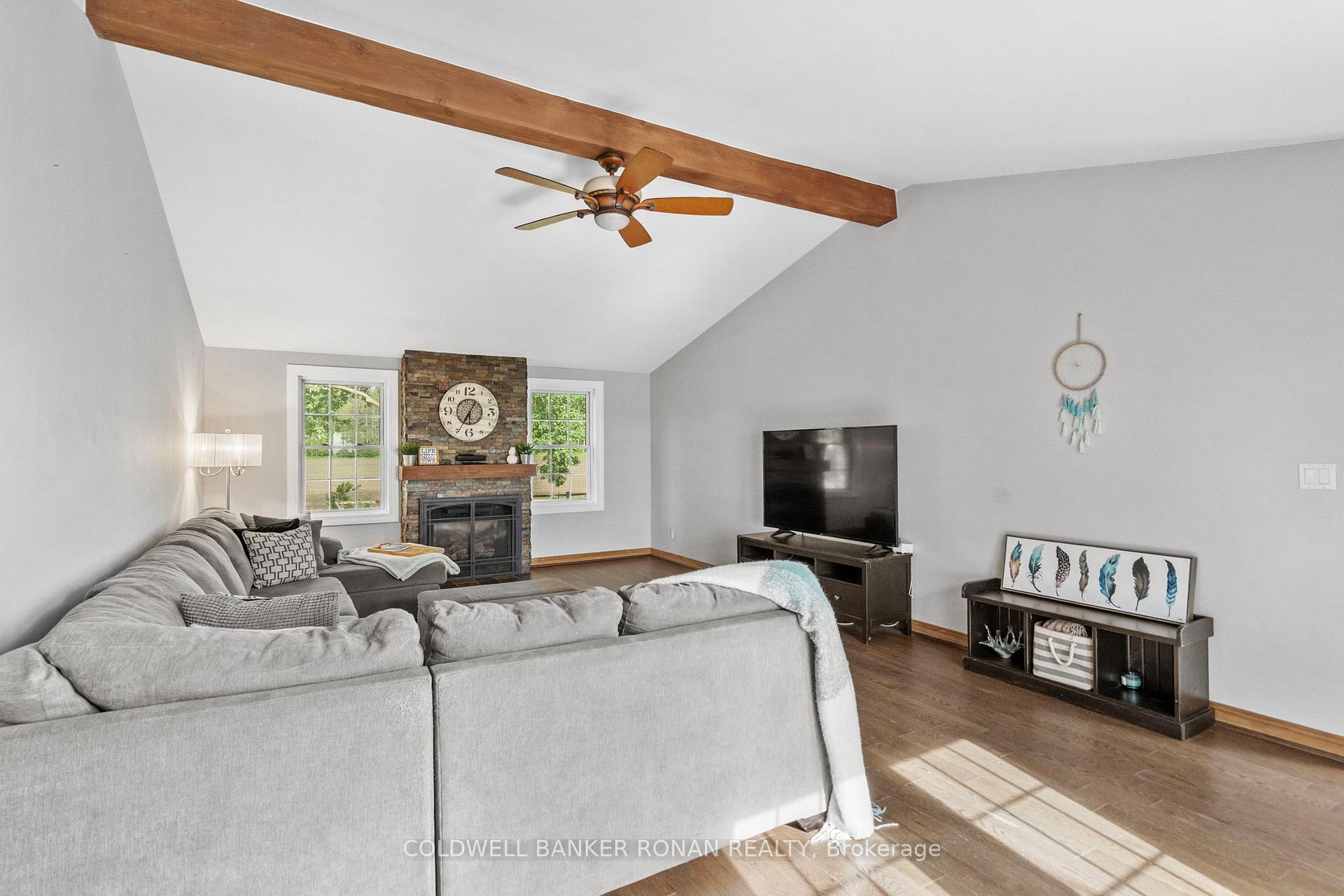 Photo 9 of 5065 10th Line, New Tecumseth, Rural New Tecumseth — HOMEH