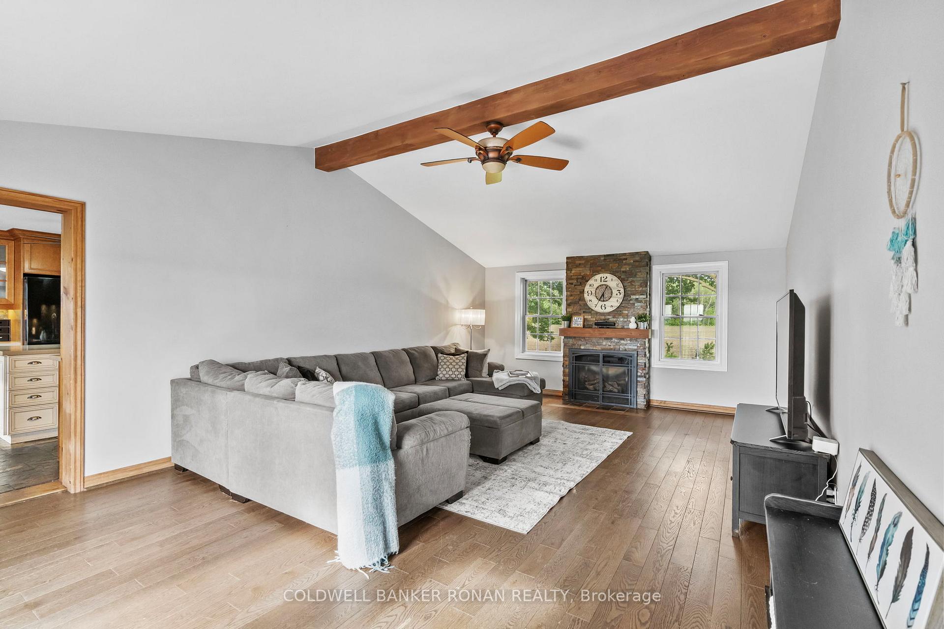 Photo 10 of 5065 10th Line, New Tecumseth, Rural New Tecumseth — HOMEH