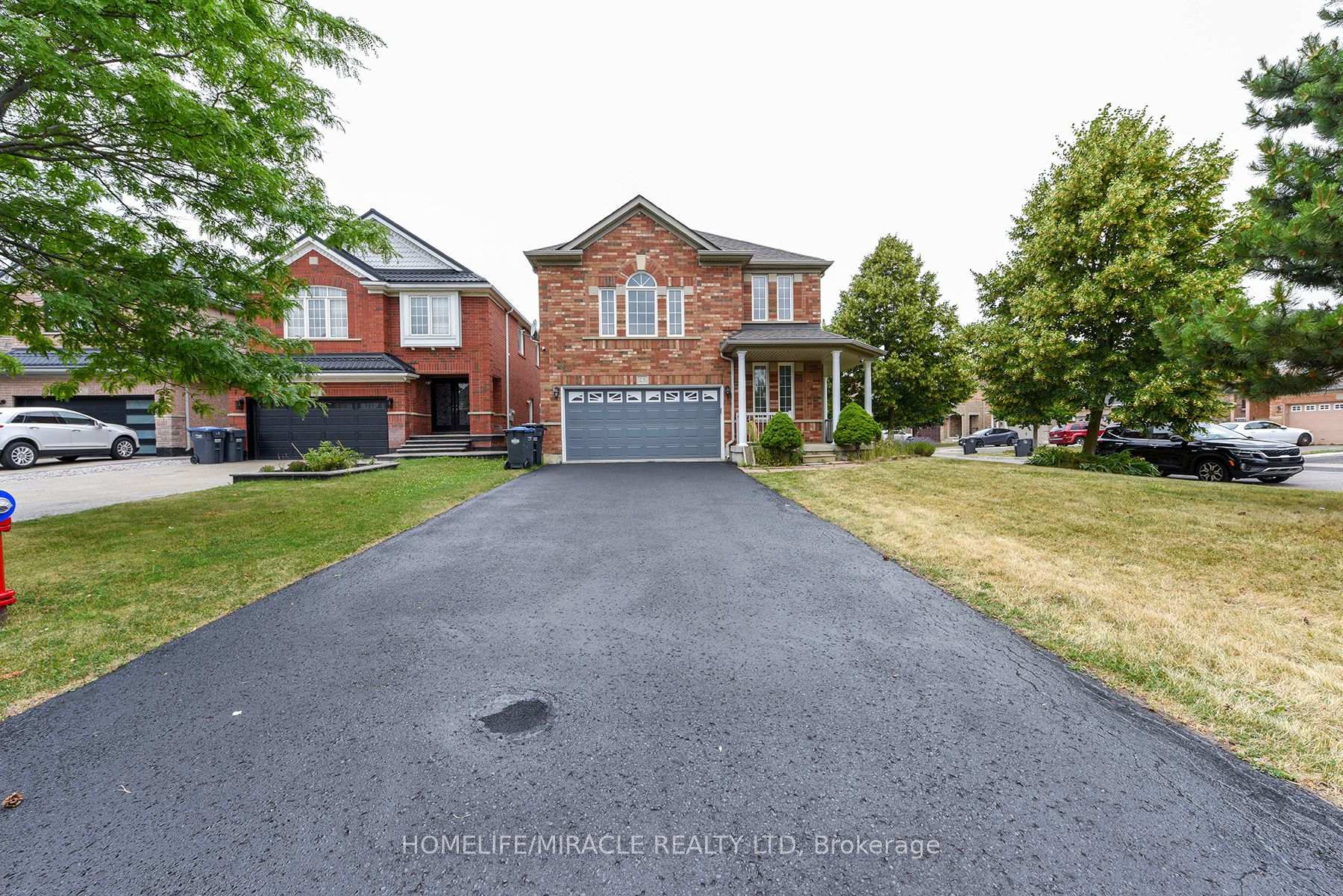 Photo 1 of 25 Blackcherry Lane, Brampton, Sandringham-Wellington — HOMEH