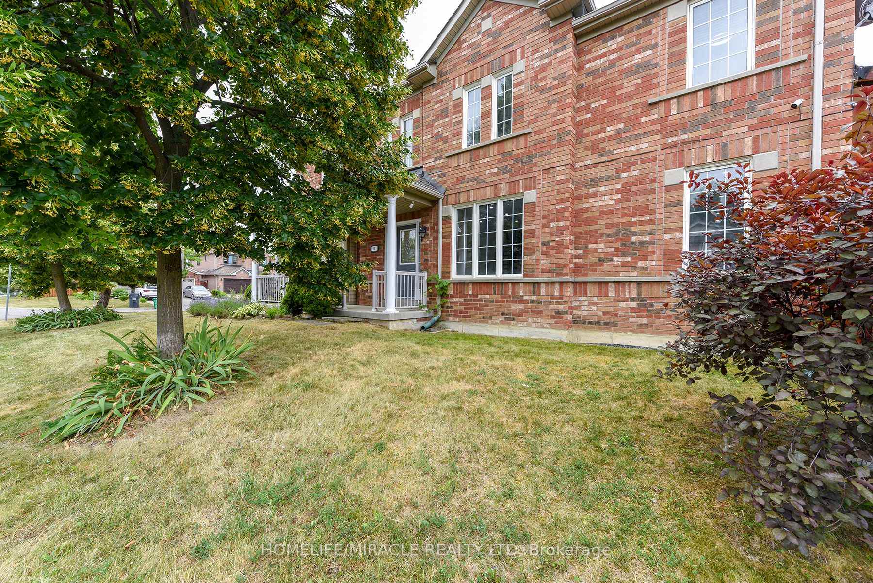 Photo 18 of 25 Blackcherry Lane, Brampton, Sandringham-Wellington — HOMEH