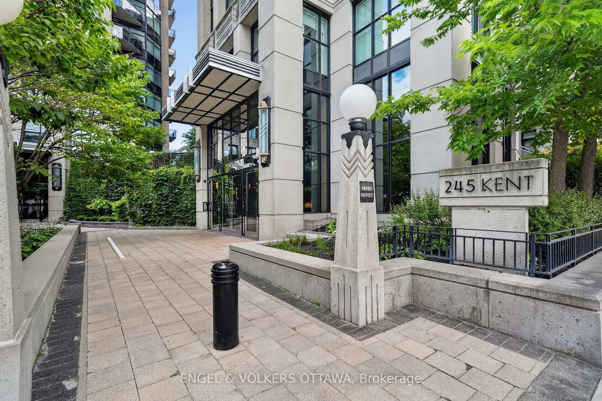 Photo 2 of Unit 706, 245 Kent Street, Ottawa, Ottawa Centre — HOMEH