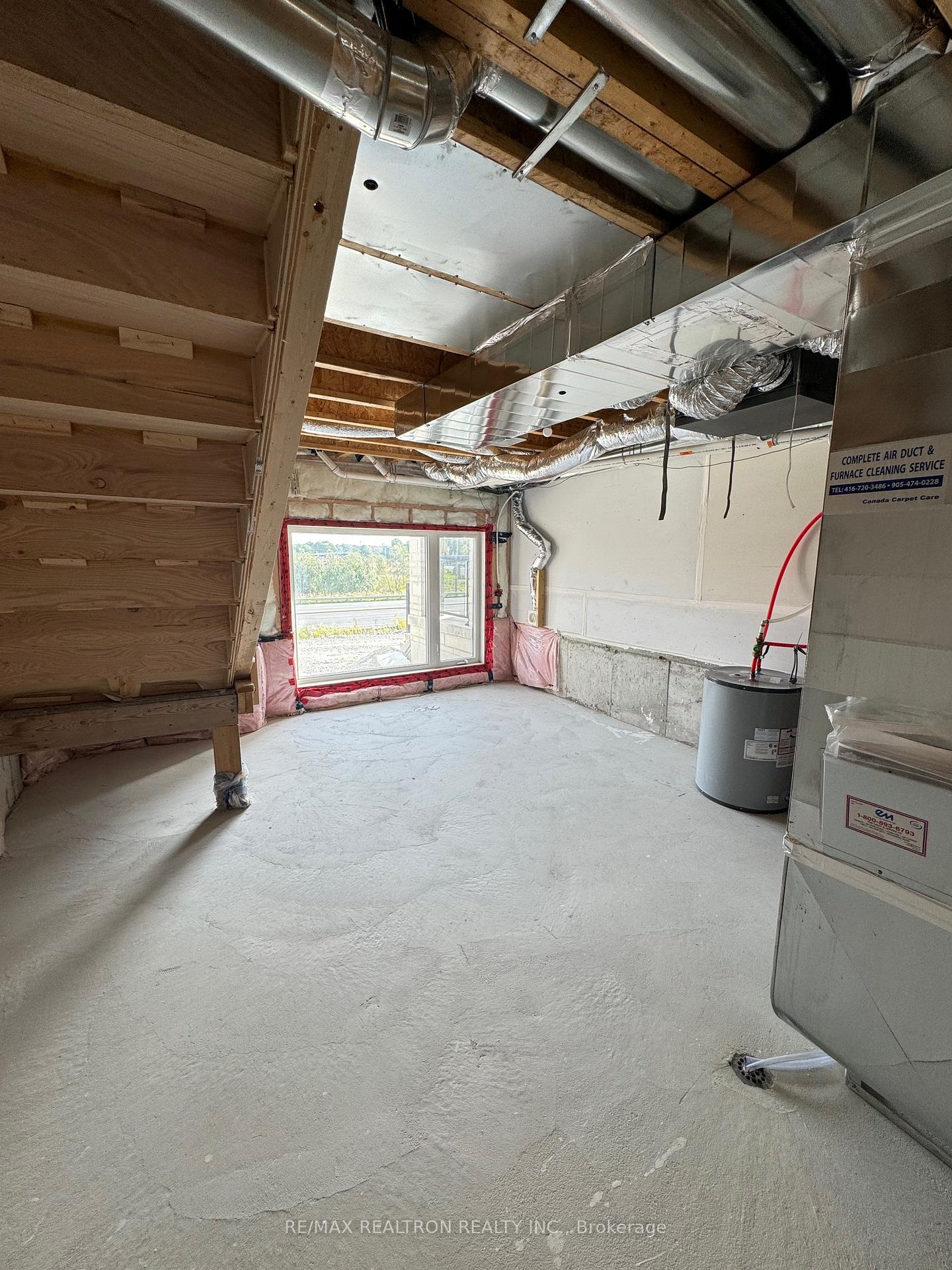 Photo 3 of 43 Mikayla Lane, Markham, Cornell — HOMEH