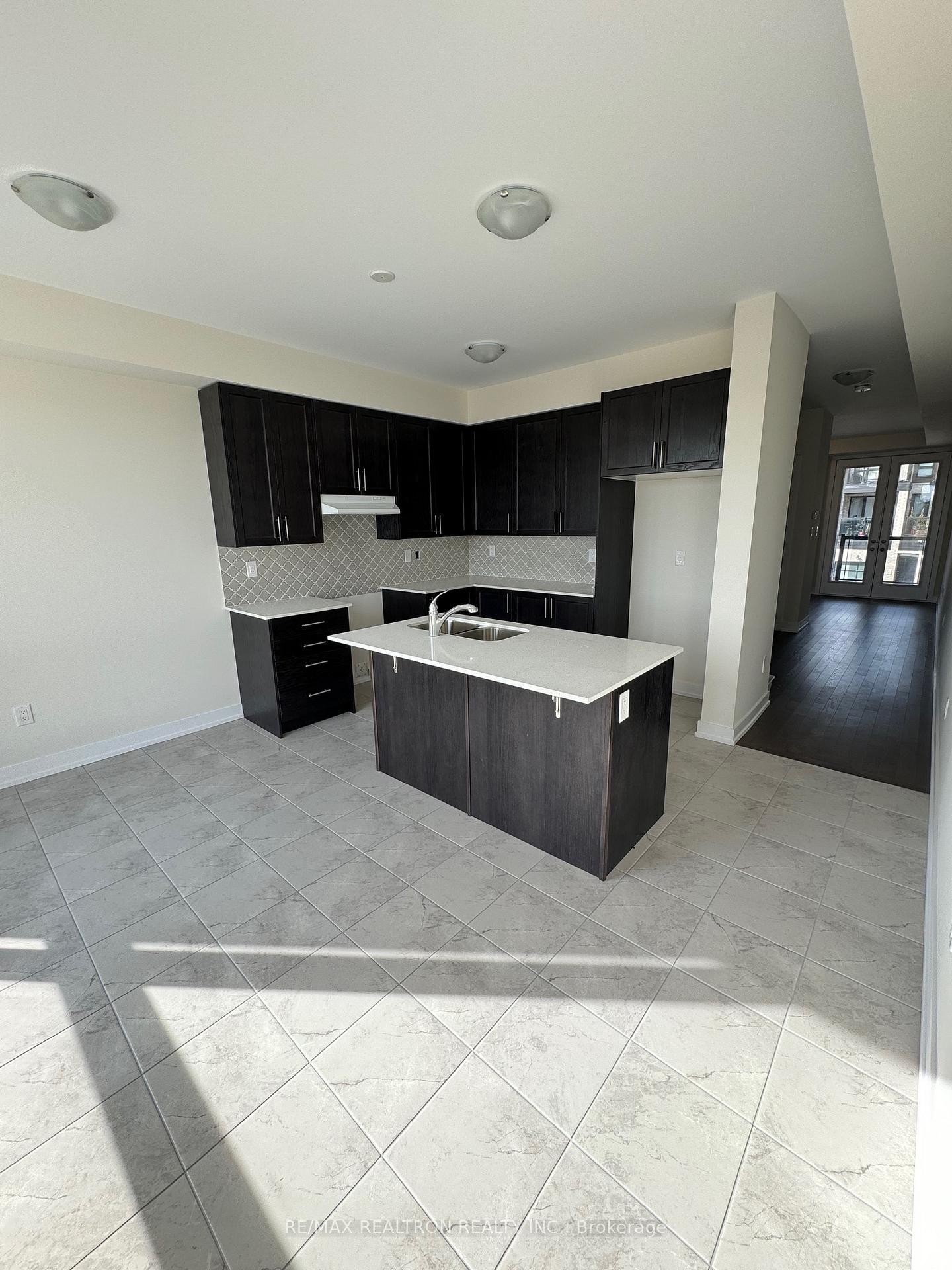 Photo 13 of 43 Mikayla Lane, Markham, Cornell — HOMEH